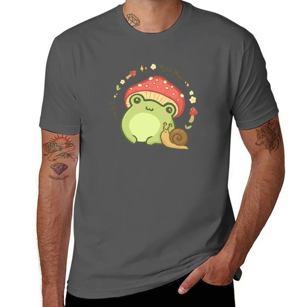 Super Cute Kawaii Frog with Toadstool Mushroom Hat Snail - Cottagecore Aesthetic Forggy Mushrooms - Amanita Muscaria Lov T-Shirt