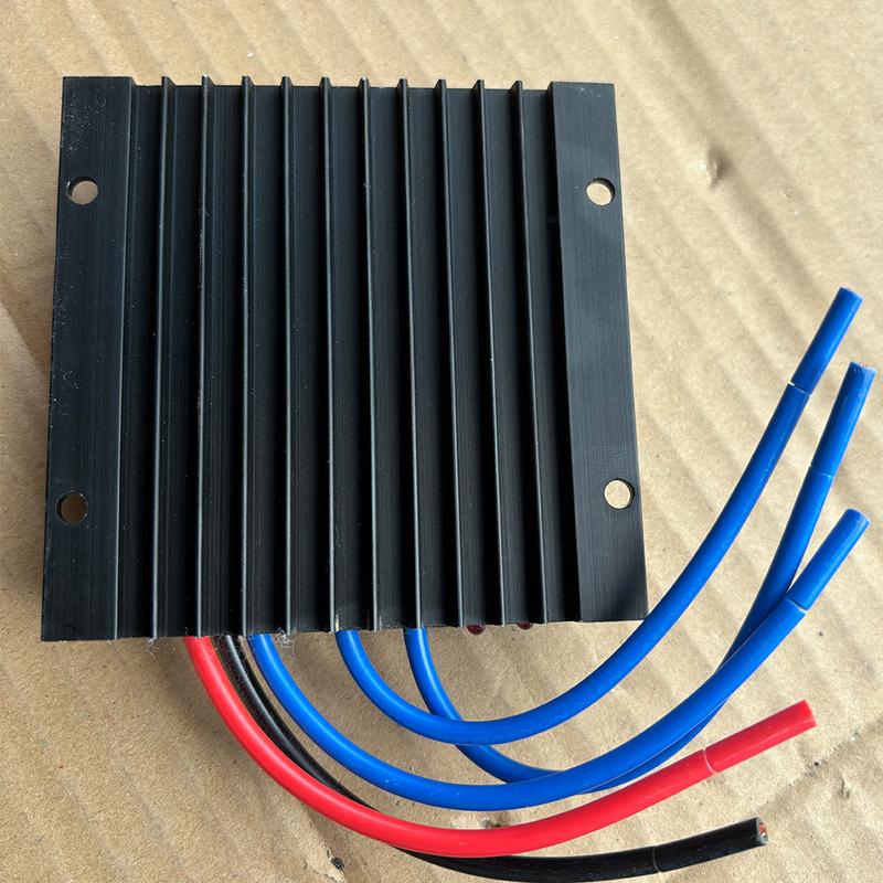 3000W 5000W 8000W MPPT Wind Turbine Controller Wind Power Generating Controller With Overcharging Protection IP67 Waterproof