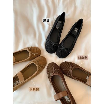 Те же туфли Мэри Джейн на плоской подошве с эластичной лентой и бантом, мягкие балетки из вощеной кожи, женские туфли-лодочки