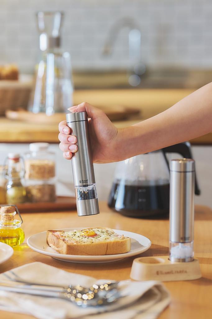 RUSSELL HOBBS Mini Electric Salt and Pepper Mill, 7935JP, Adjustable Coarseness, for Rock Salt, Pepper, and Spices