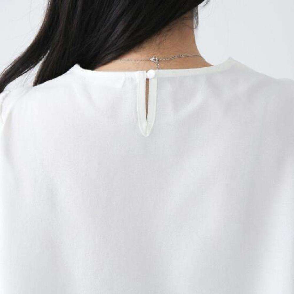 New Arrivals Open Run Keyhole Round Neck Long Sleeve Bustier Blouse