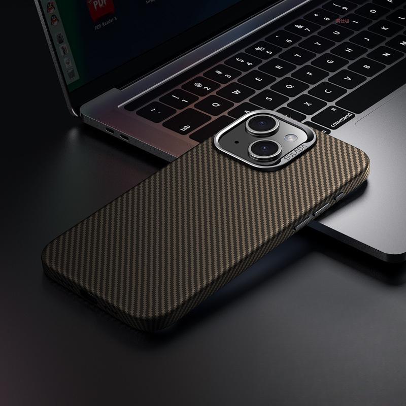 Подходит для чехла для телефона Apple 15promax, Текстура углеродного волокна iPhone16 Противоударный Магнитный 14 Простой и высококлассный чехол