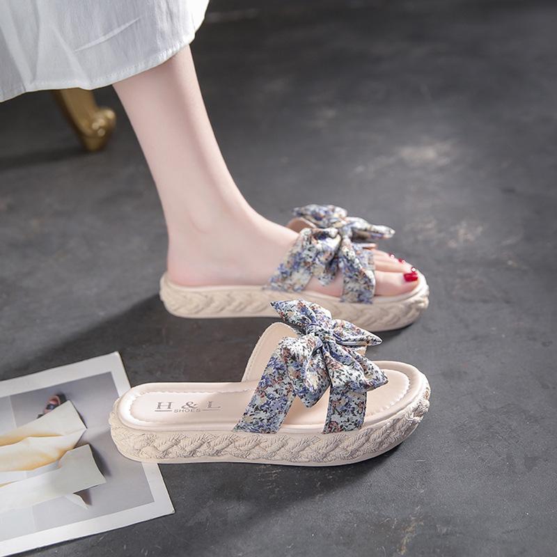 Банты крутые тапочки женские летние для выхода на улицу новые модные универсальные туфли интернет-знаменитости сказочные тапочки