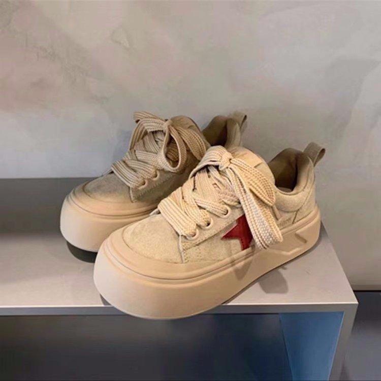 Популярные нишевые ретро туфли на толстой подошве с утолщением для женщин, весна 2025, новые студенческие универсальные спортивные туфли для моральной подготовки