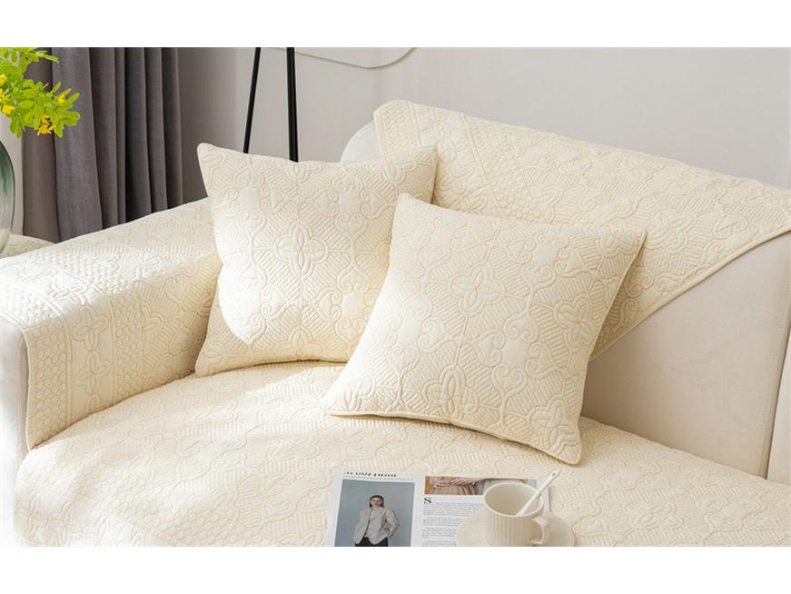 Cotton Quilted Non-Slip Leaf Sofa Cushion for All Seasons