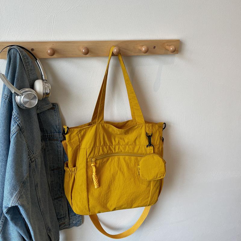 Lazy Wind Large Capacity Canvas Bag Women 2025 New Fashion Student Class Computer Bag Shoulder Portable Tote Bag