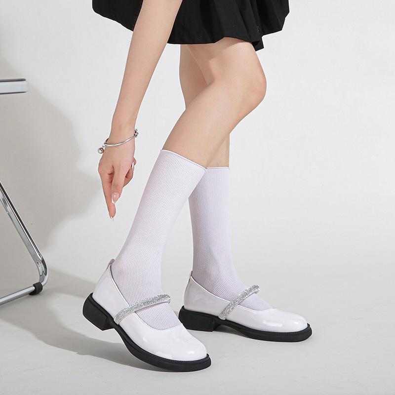 Женская обувь Mary Jane из лакированной кожи, лоферы в стиле ретро на массивном каблуке, женская обувь больших размеров