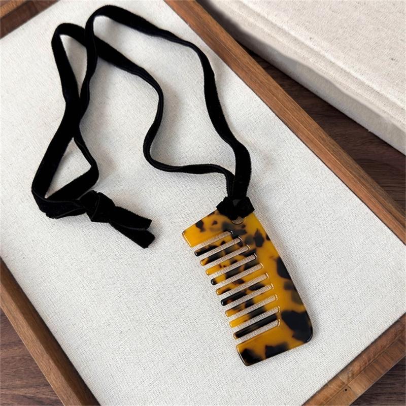 Fashionable Comb Pendant Necklace Unique Comb Shaped Necklace in Long Rope Elegant Neck Jewelry For Stylish Women