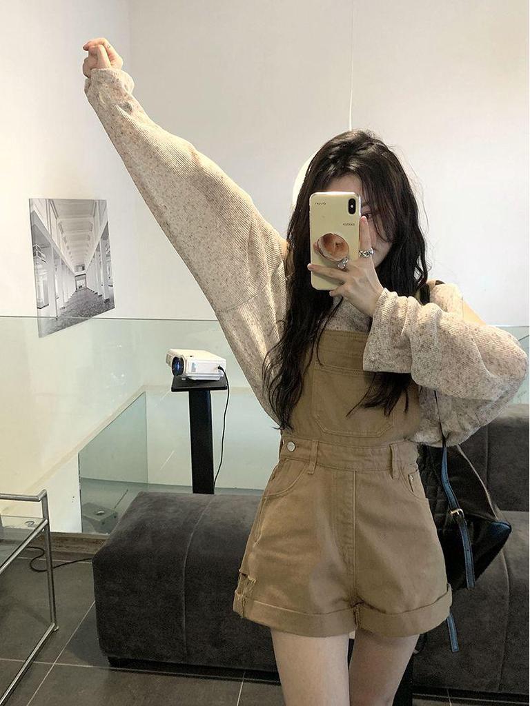 Солнцезащитная рубашка с открытыми плечами и универсальные джинсовые шорты-комбинезон для женщин