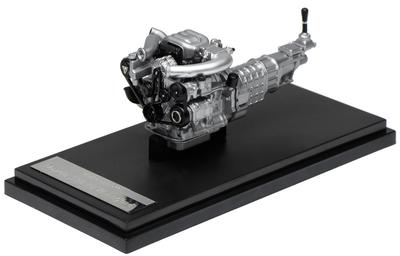 FREESTYLE MOTORHELIX Масштабный двигатель Mazda M90120 1/18 13B-REW (Готовая модель)
