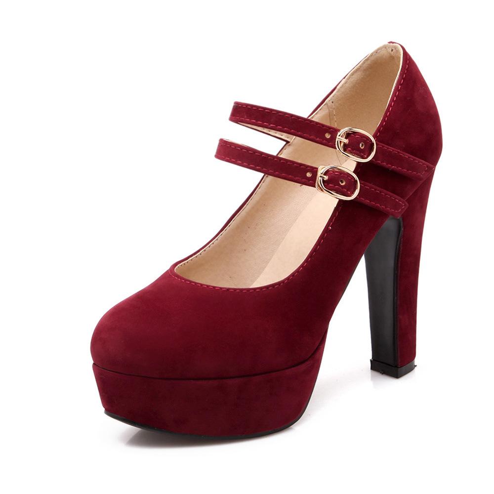 Короткие модные женские ботинки на среднем каблуке с пряжкой 2025 новые зимние матовые короткие туфли-трубы в корейском стиле на высоком каблуке