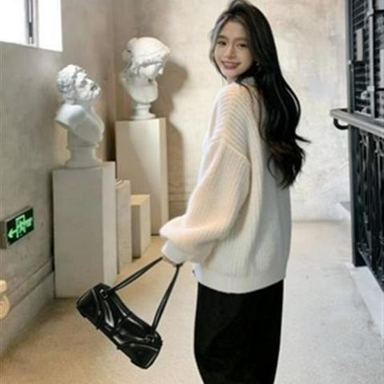 Matin Kim 2026 Korean Underarm Baguette and Shoulder Bag