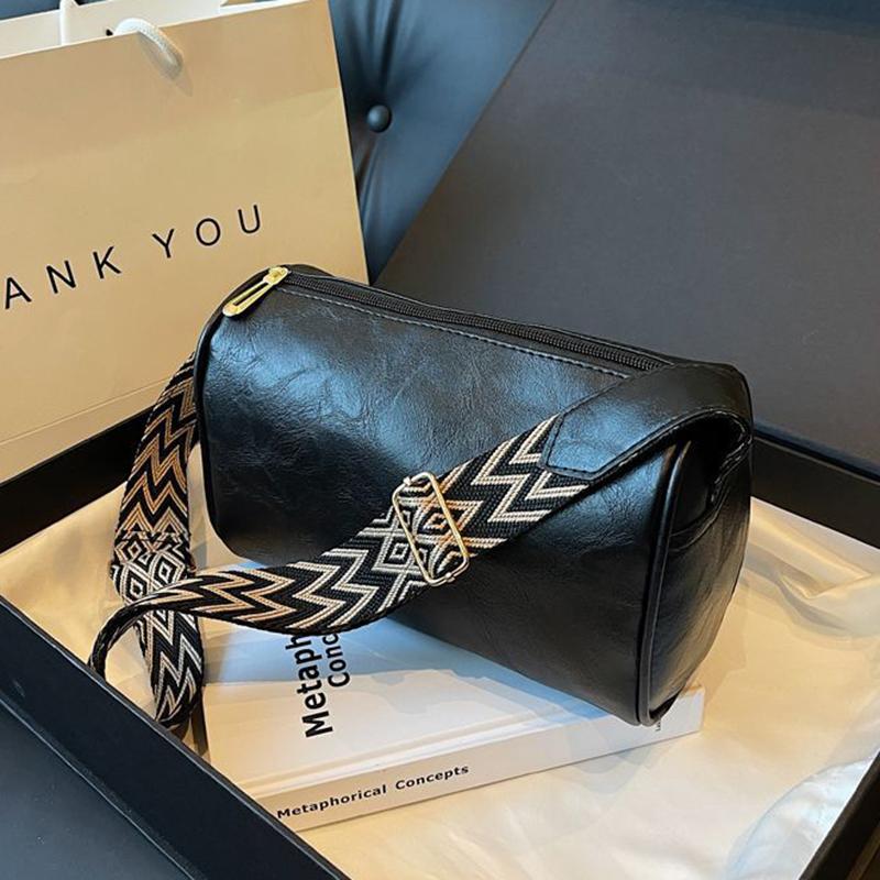 High Quality PU Leather Wide Shoulder Strap Shoulder Bag Women Vintage Ladies Small Handbag Pillow Messenger Crossbody Bag