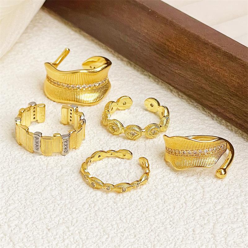 Средневековое Легкая Роскошь Итальянское Матовое Кольцо с Листом Банана Высокий Уровень Ретро Придворный Стиль Индивидуальность Циркон Нишевое Кольцо Женское