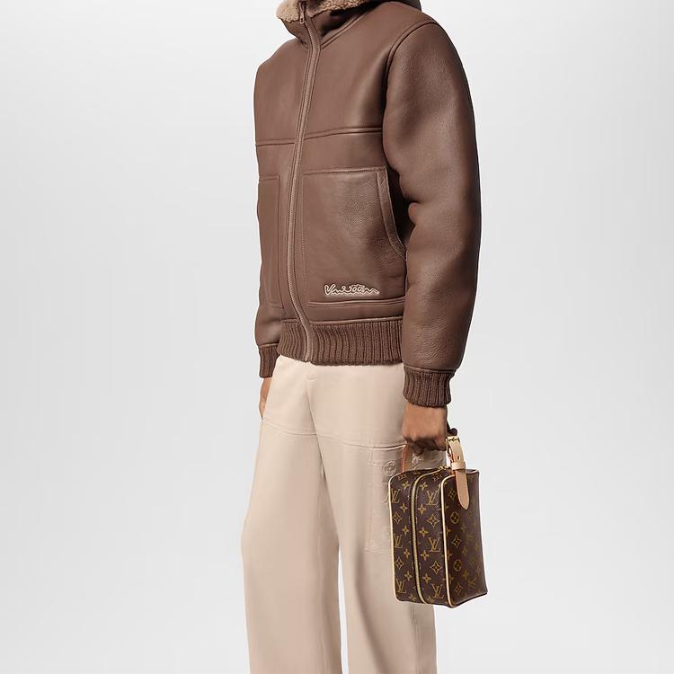 Louis Vuitton Косметичка Monogram Canvas с кожаной отделкой Женская косметичка Коричневый M83112