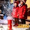 Cross-border Fireworks Bubble Machine: Realistic Sounds, Lights, Automatic Bubble Blower for Kids' Festive Fun