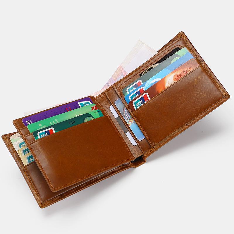 Мужской кошелек из натуральной кожи тройного сложения с отделениями для карт и горизонтальным отделением для монет
