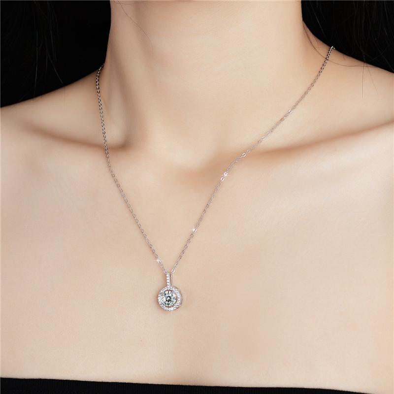 Женское свадебное ожерелье из стерлингового серебра S925, цвет D, ожерелье из муассанита 1 карат, роскошная круглая подвеска в виде сумки, модные ювелирные изделия
