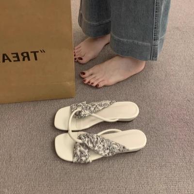 Женская обувь – Сандалии