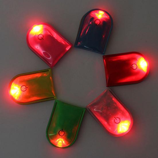 Светодиодный зажим, мигающий светильник, отражающая световая полоса, водонепроницаемая, на батарейках, компактный размер, легкий, для пешего туризма, бега, безопасный фонарь