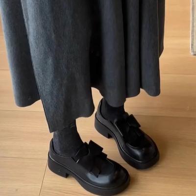 2025 Новые женские лоферы с бантом, круглый носок, плоская подошва, женские туфли, ПУ кожа, с мелким вырезом, повседневные туфли для通勤