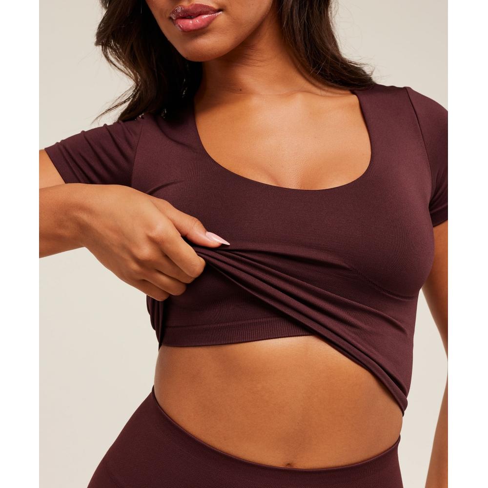 Gymshark SofT SculpT T shirT wiTh Shelf Rich Maroon B4c4q Nbzq