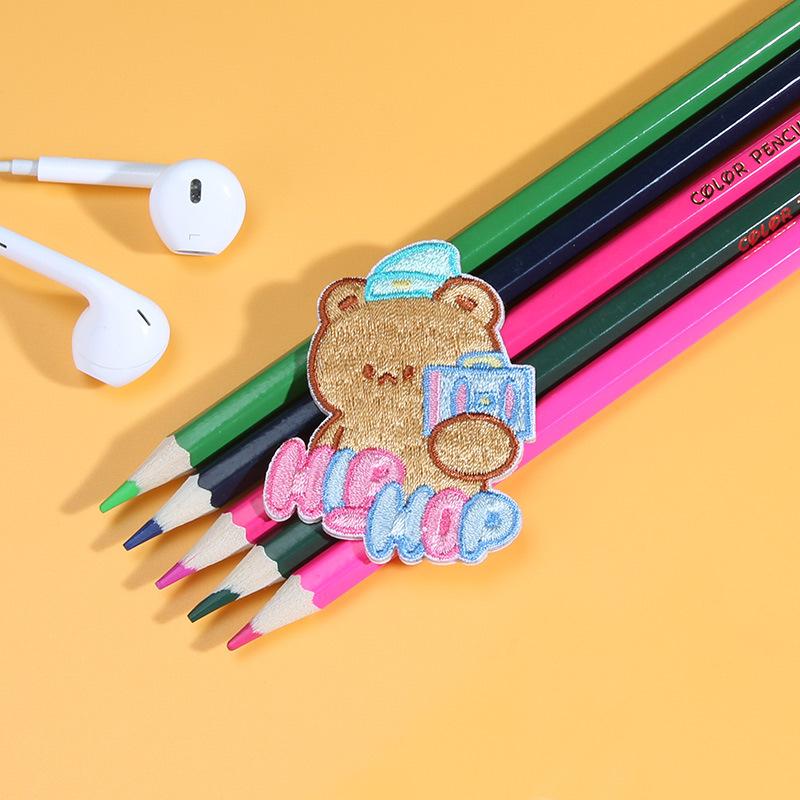 Мультяшный медведь тканевая наклейка детская одежда брюки сумка вышивка узор наклейка самоклеящаяся пуховик заплатка от дырок наклейка