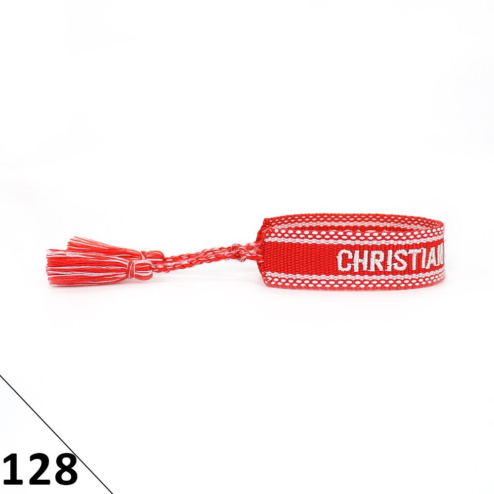 Браслет дружбы ручной работы с вышивкой и кисточками для женщин