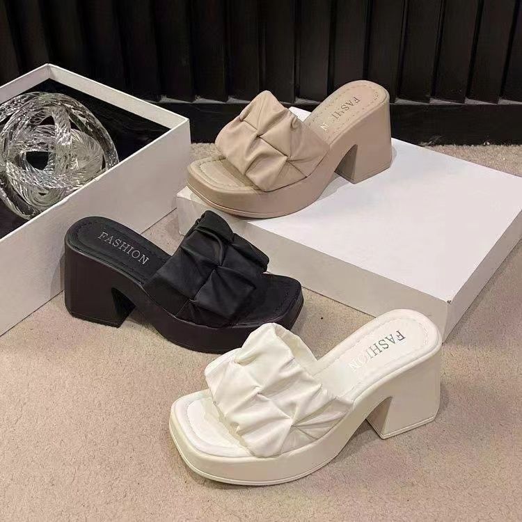 Internet Celebrity High Heels 2025 Summer New Wear Thick Sole Fashion Waterproof Table Slope Heel Thick Heel Word Sandals Women