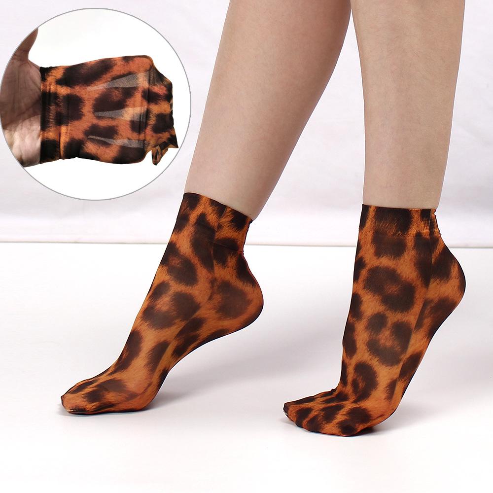 Короткие летние носки в женском стиле с различными милыми узорами