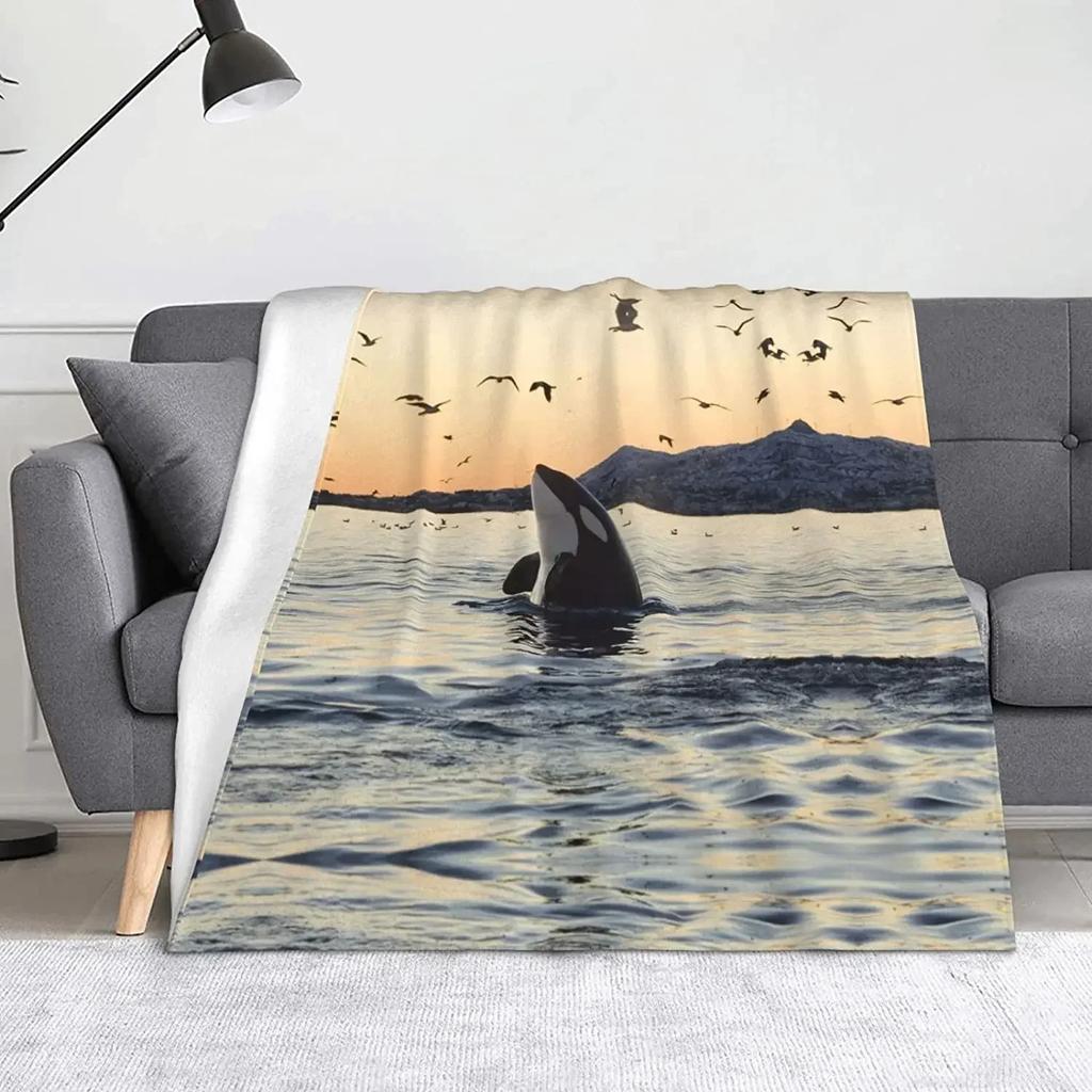 Killer Whale Orca Throw Blanket Ultra Soft Blanket Warm Thin Blanket for Home Bed Couch Blankets Bedspreads for Adults Children