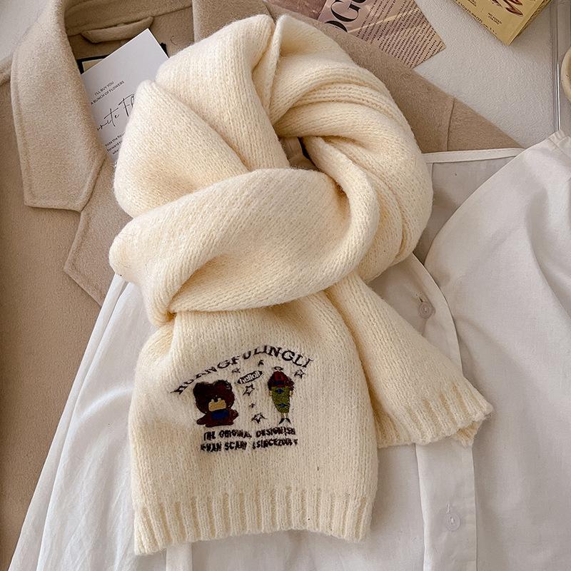 A New High End Women's Winter Scarf with Bear Embroidery Thick and Warm Cold Proof Knitted Woolen Scarf Shawl