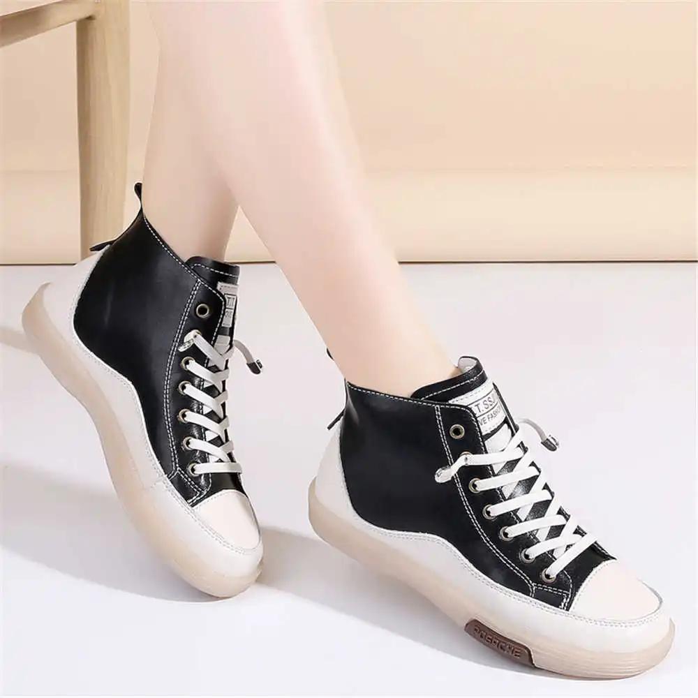 Fashion Black Hip Hop Sneakers On Offer Tennis Shoes Women Luxury Designer Joggings Women Sport Shuse Super Cozy Model Classical