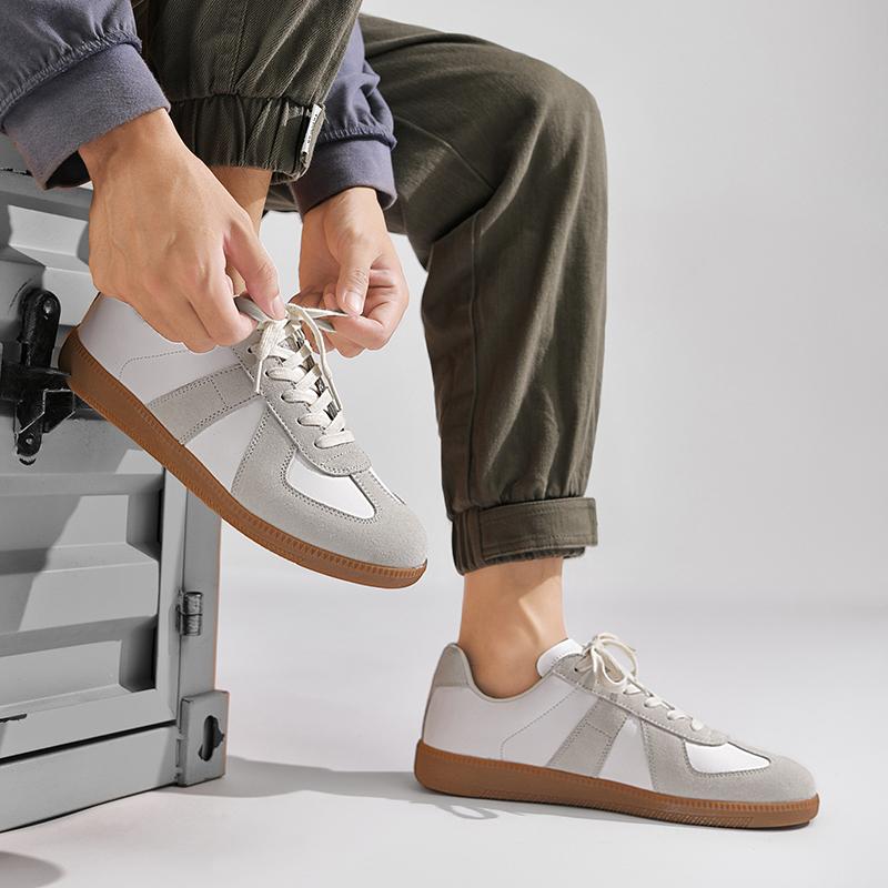 Fashion Leisure Walk Tenis Masculino Trainers Fashion Leather Men's Casual Shoes Lace Up Simple Vulcanize Shoes Outdoor Male Sneakers