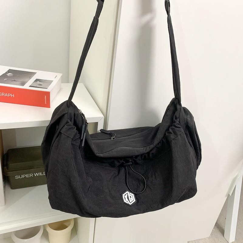 Japanese Simple Messenger Bag Women'S Autumn And Winter Leisure Large-Capacity Dumpling Bag Class Bag Commuter Shoulder Bag