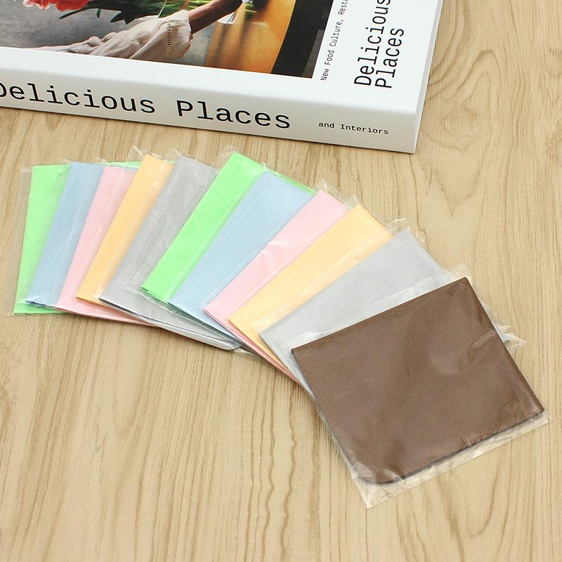 Индивидуально упакованная замшевая салфетка для чистки очков, экранов и пианино