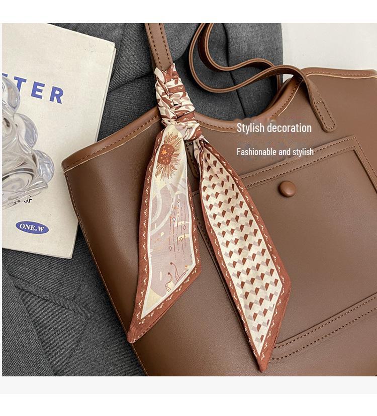 Женская сумка через плечо большой вместимости 2024 года — простая, фактурная сумка-тоут с контрастной строчкой для студентов колледжей и поездок на работу