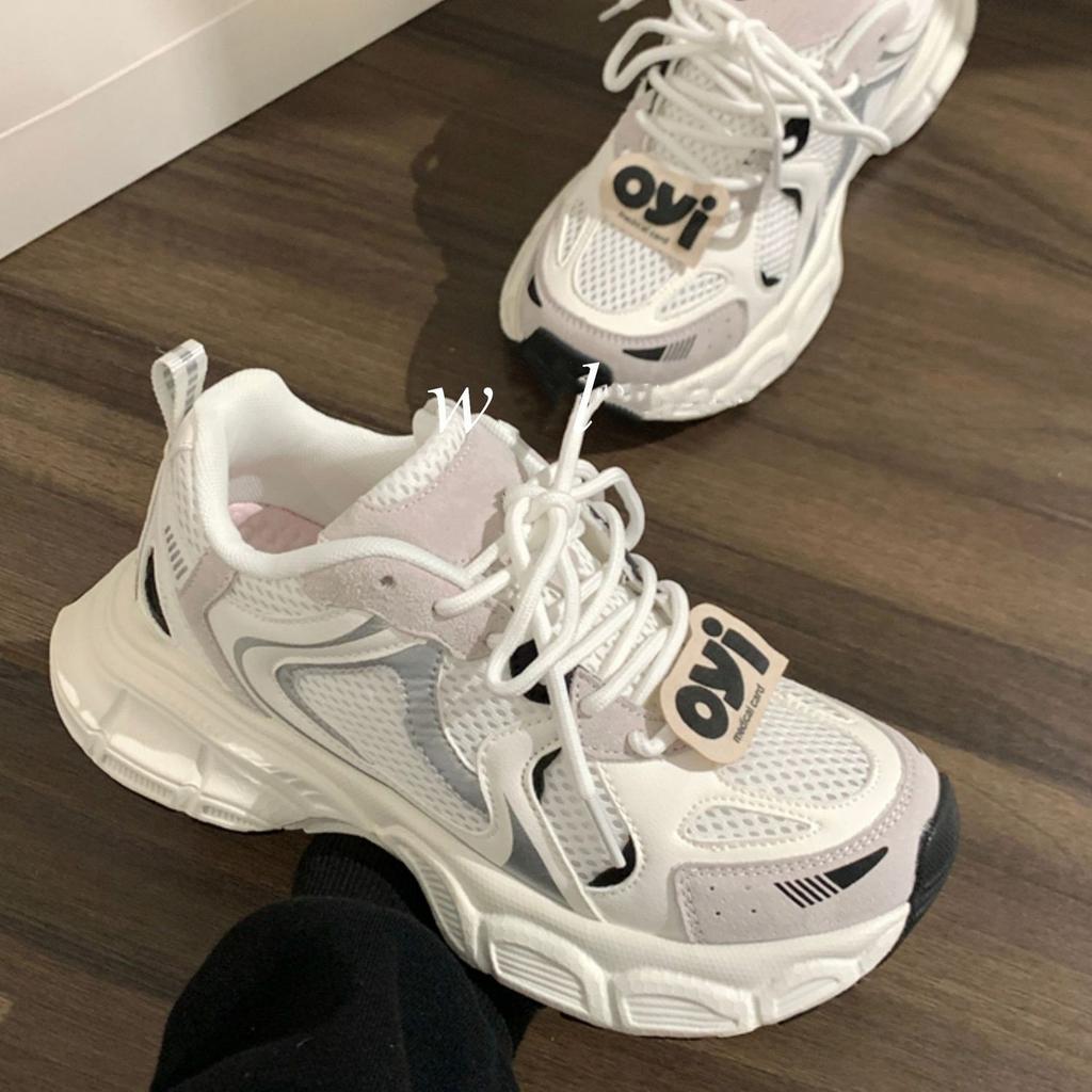 Ретро сетчатые дышащие и легкие папины кроссовки для девочки 2025 осень нишевые универсальные повседневные кроссовки модные кроссовки модная девушка