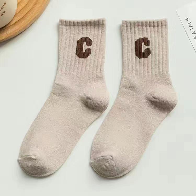 Женские полосатые носки средней длины для похудения, универсальный высококачественный модный дизайн для осени/зимы, стиль Forest Campus с буквой C