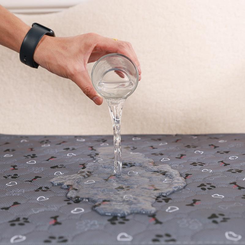 Моющийся Нескользящий Коврик для Питомцев: Быстросохнущая, впитывающая пеленка для собак и кошек