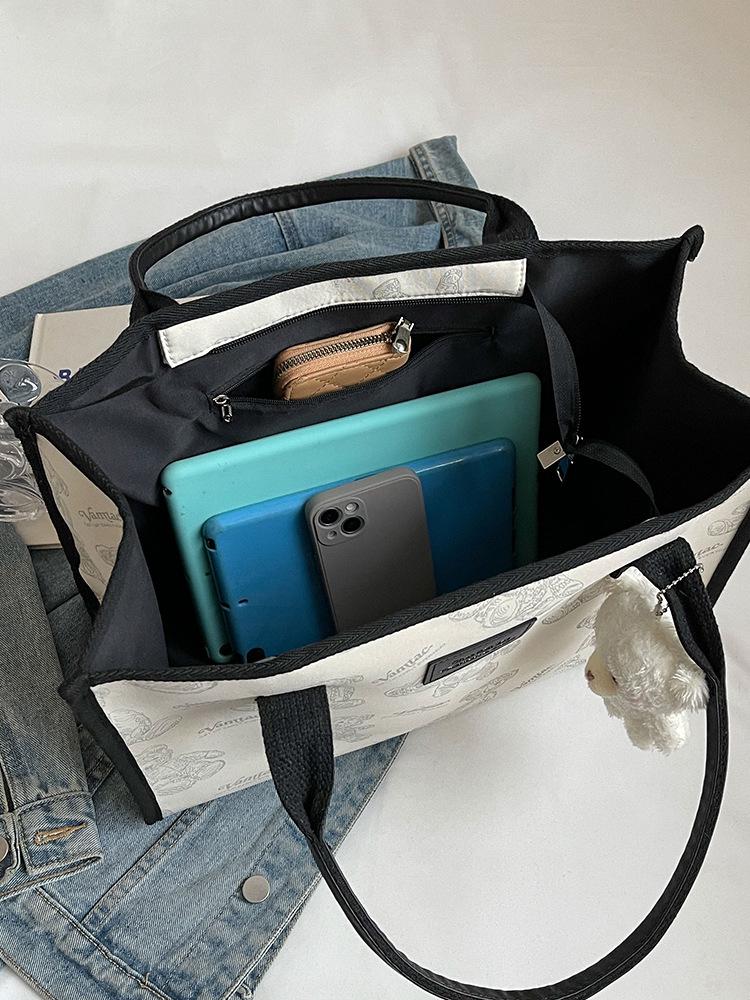 Женская сумка-тоут большой вместимости 2025 года: Новая повседневная сумка через плечо для работы и учебы