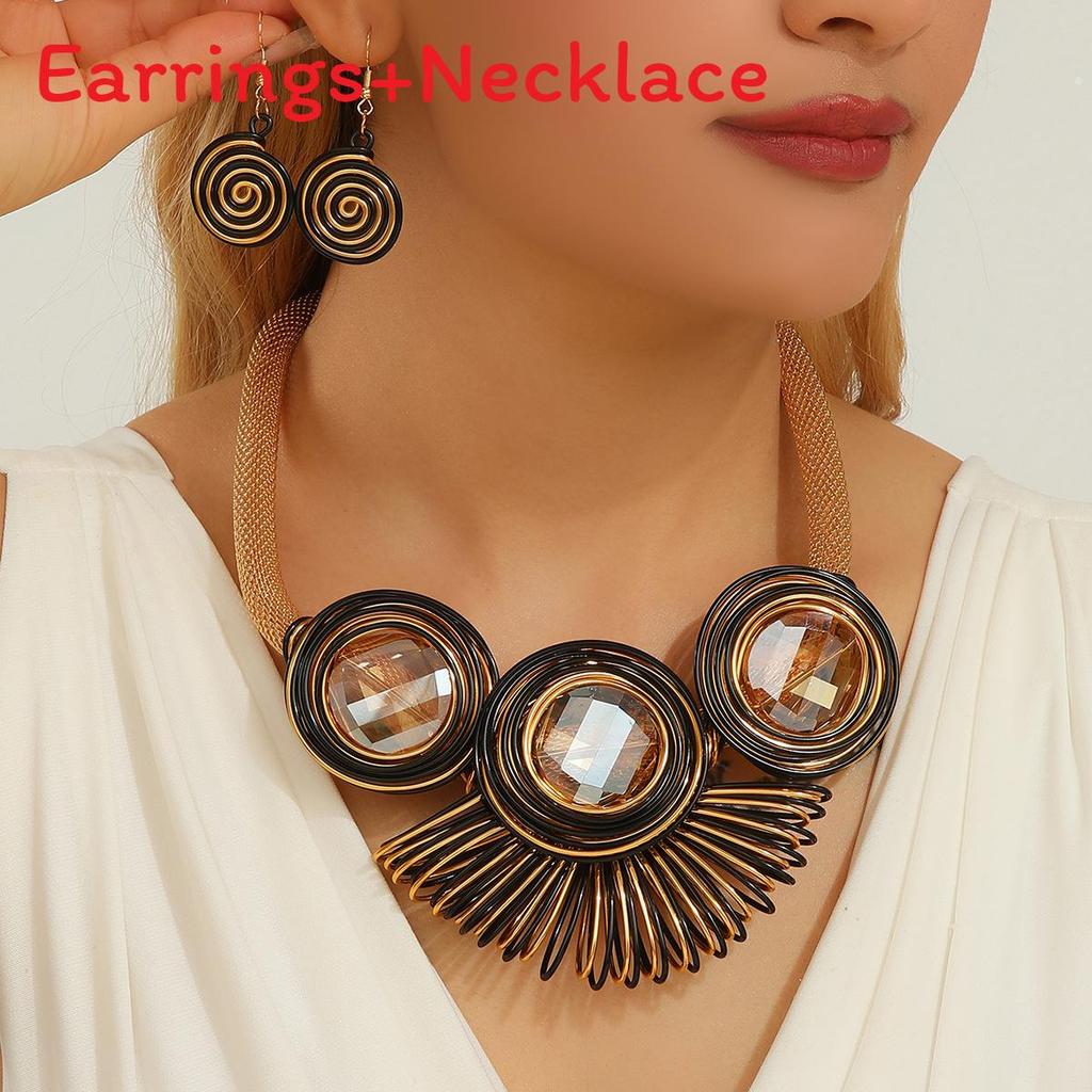 Trendy Geometric Jewelry Set With Crystal Accents And Electroplated Finish For Casual Wear