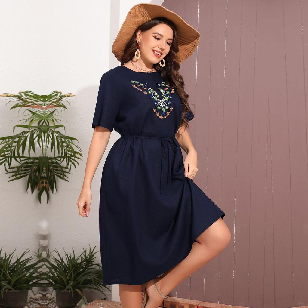 Женское летнее платье с круглым вырезом и коротким рукавом с вышитым поясом больших размеров, свободное простое платье синего цвета XL-5XL