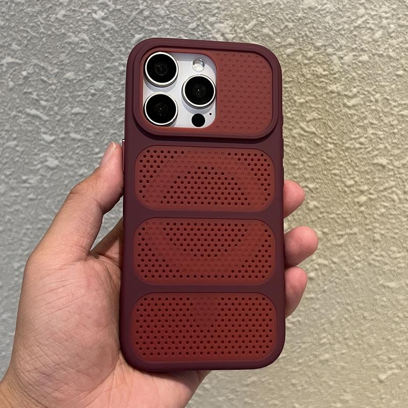 Магнитный корпус с теплоотводом для iPhone 17 Pro Max 16 15 14 13 Pro Max Роскошный дизайн с отверстиями для охлаждения Гибридный ударопрочный жесткий чехол-крышка