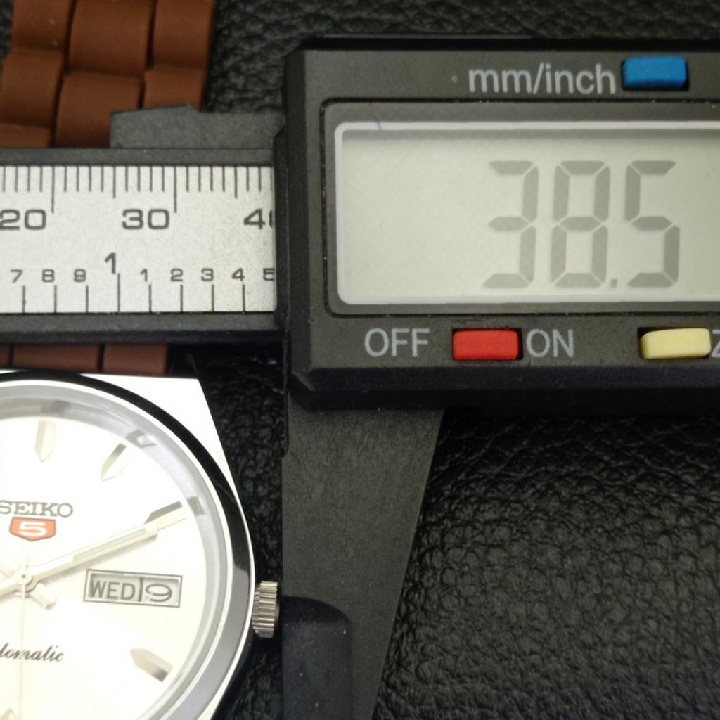 ВОССТАНОВЛЕННЫЕ ВИНТАЖНЫЕ АВТОМАТИЧЕСКИЕ МУЖСКИЕ ЧАСЫ SEIKO 5 JAPAN СЕРЕБРЯНЫЙ ЦИФЕРБЛАТ a434684-2
