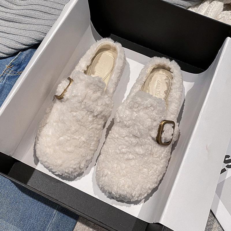 2025 Autumn/Winter Women's Thick Heel Fur Slippers, Round Toe, Closed Toe Mules, Size 41-43. Perfect for Outdoor Wear.