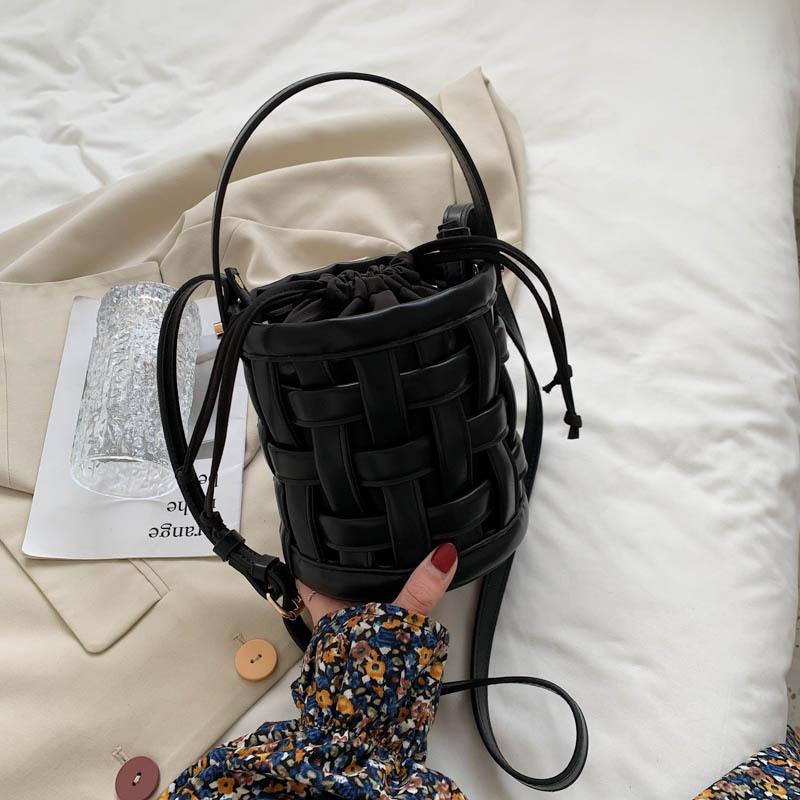 2025 Летняя новая сумка женская текстура иностранная сумка-ведро для воды тканая модная сумка через плечо женская сумка