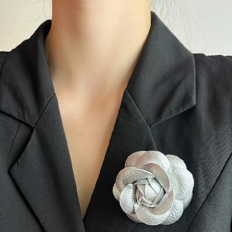 Camellia Lapel Pin PU Leather Flower Shaped Breastpin Accessory Brooch Ornament