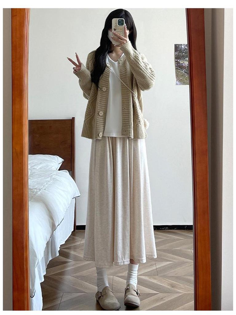 Темно-серая юбка А-силуэта с высокой талией для ранней осени: Женская повседневная струящаяся стройнящая юбка