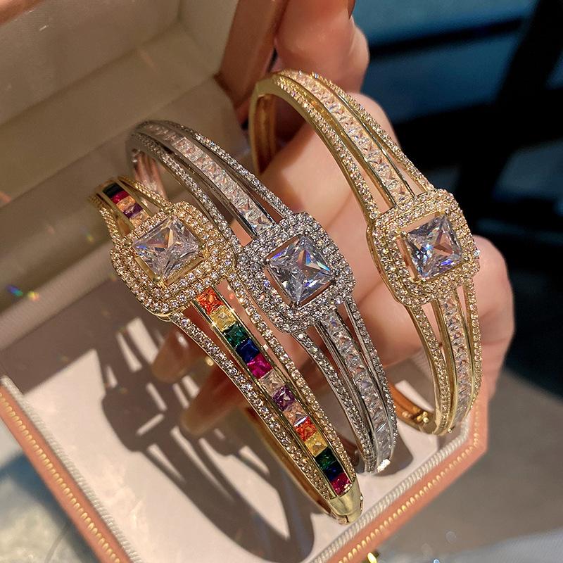 Браслет из микро-инкрустированного циркония для женщин, модный и высококачественный, ажурный геометрический браслет-конфета